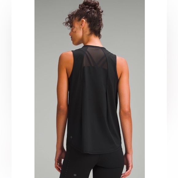 Lululemon Sculpt Tank II in Black. - Picture 2 of 9